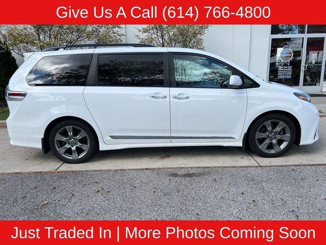 2018 Toyota Sienna SE