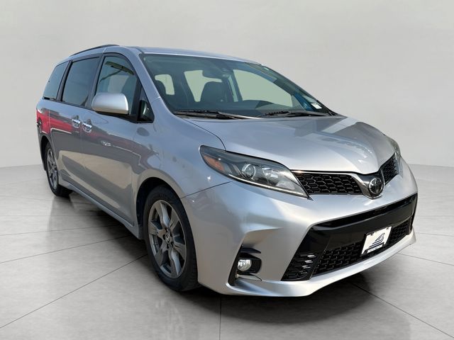 2018 Toyota Sienna SE