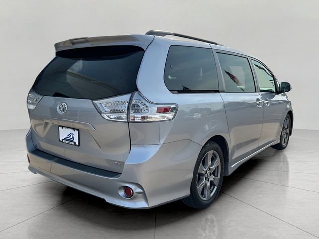 2018 Toyota Sienna SE