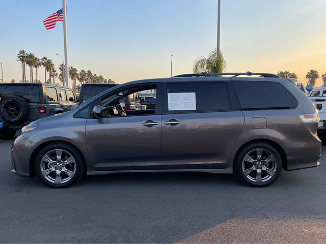 2018 Toyota Sienna SE Premium