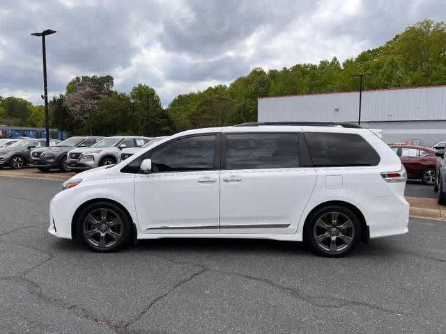 2018 Toyota Sienna SE Premium