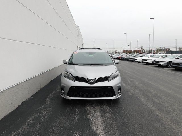 2018 Toyota Sienna SE Premium