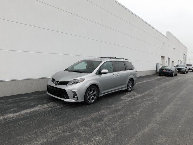 2018 Toyota Sienna SE Premium