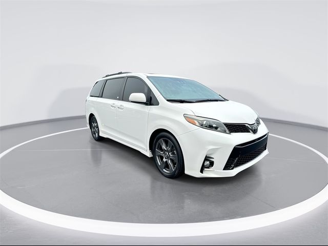 2018 Toyota Sienna SE Premium