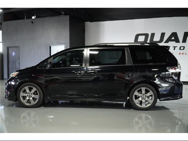 2018 Toyota Sienna SE Premium