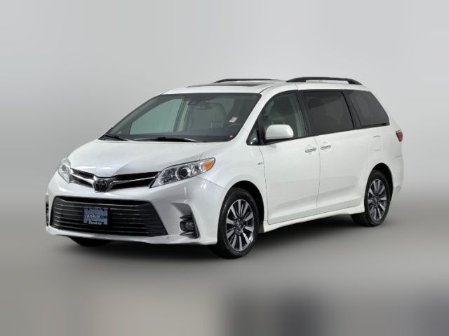 2018 Toyota Sienna 