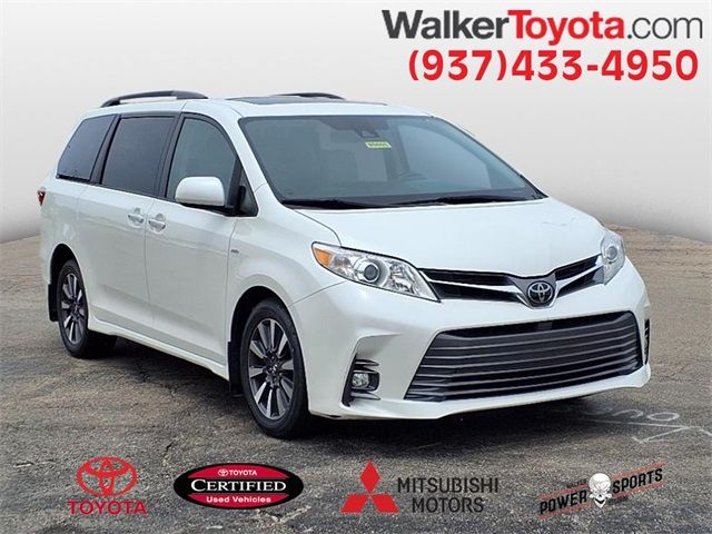 2018 Toyota Sienna XLE