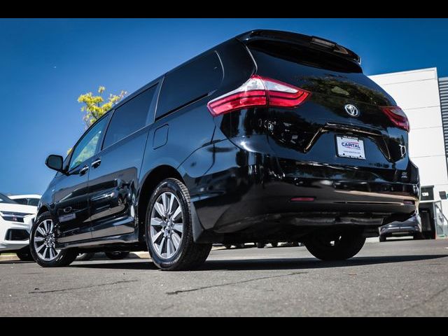 2018 Toyota Sienna XLE