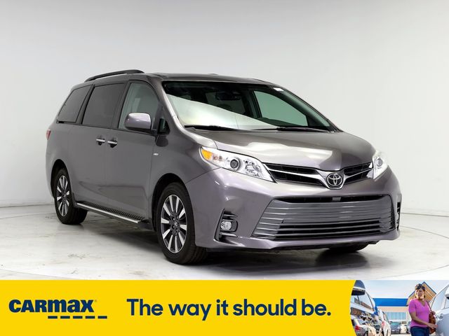 2018 Toyota Sienna XLE