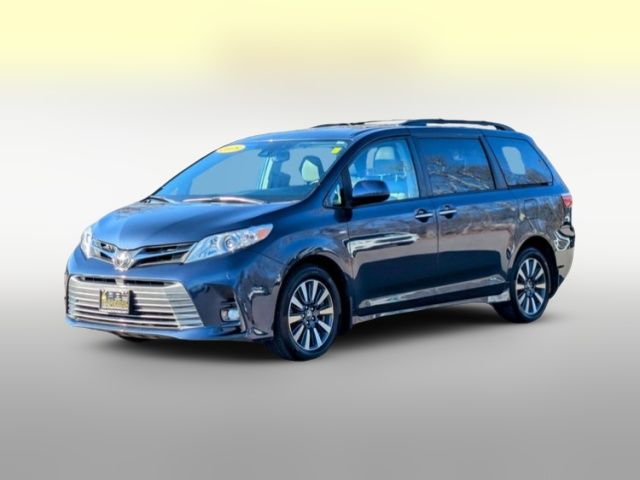 2018 Toyota Sienna 