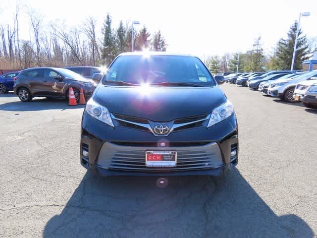 2018 Toyota Sienna XLE