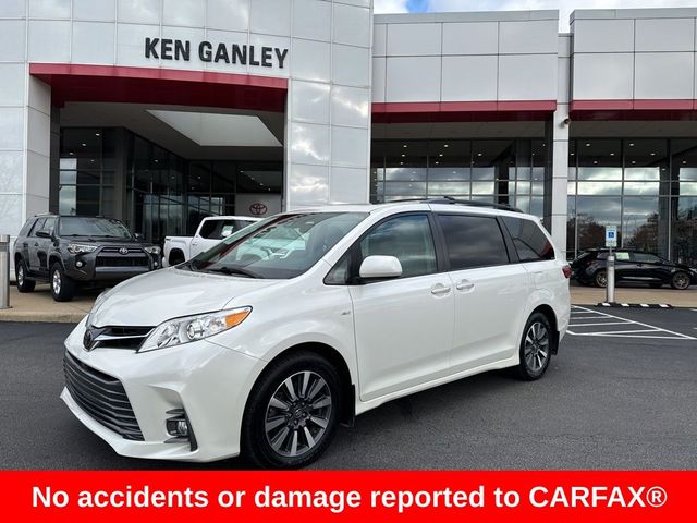 2018 Toyota Sienna 