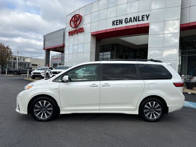 2018 Toyota Sienna 