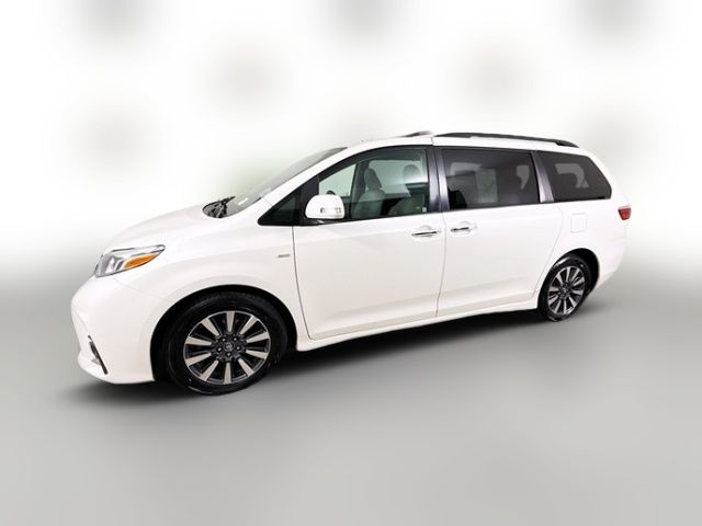 2018 Toyota Sienna XLE