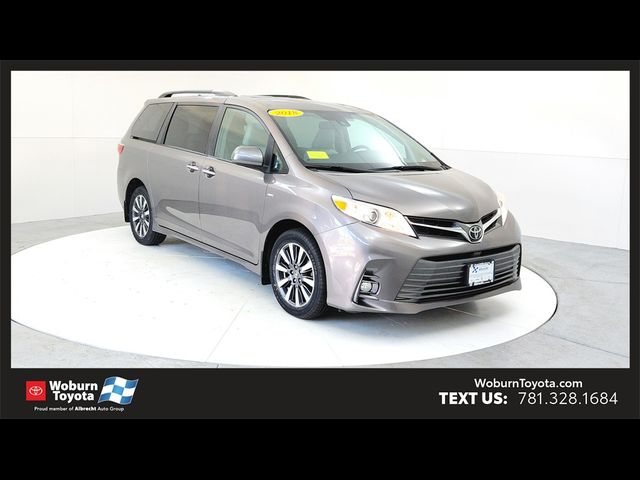 2018 Toyota Sienna 