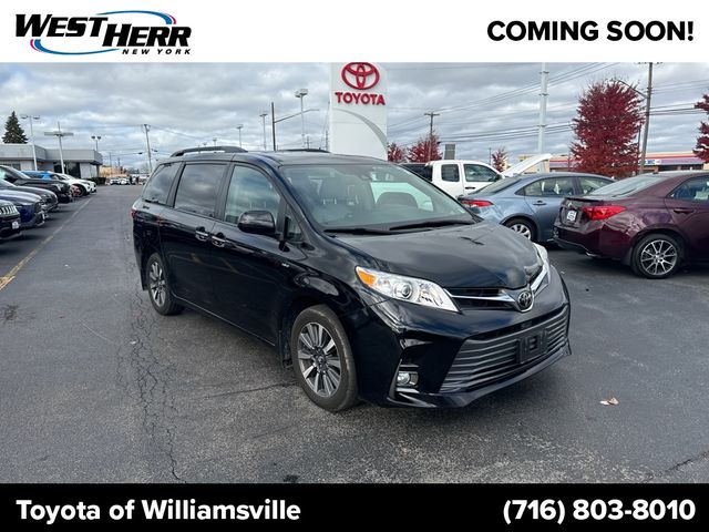 2018 Toyota Sienna XLE