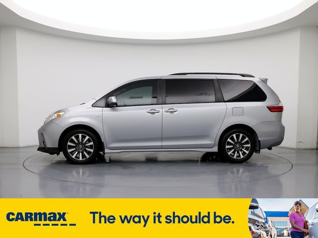 2018 Toyota Sienna XLE