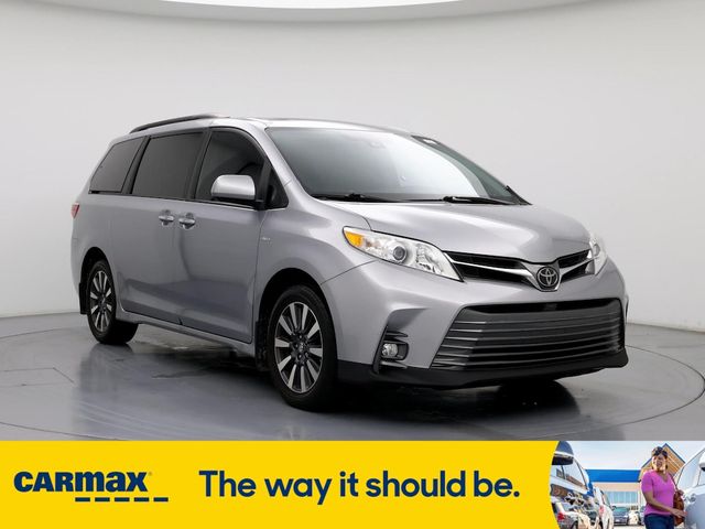 2018 Toyota Sienna XLE