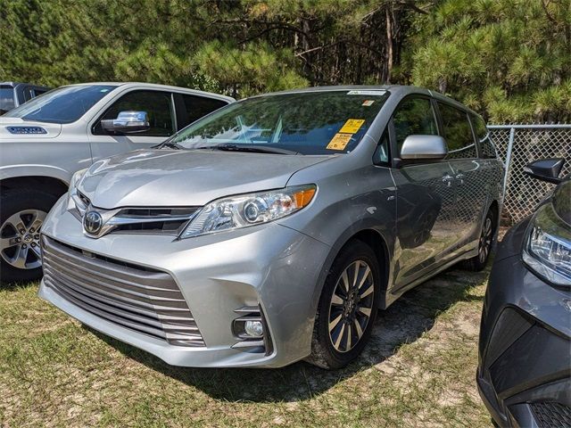 2018 Toyota Sienna 