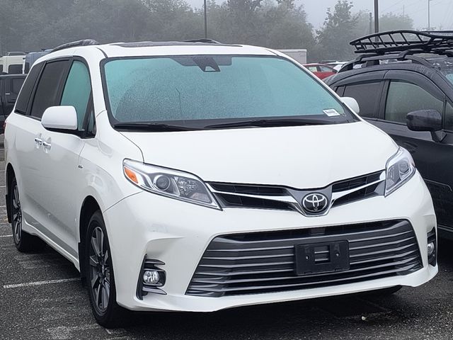 2018 Toyota Sienna 