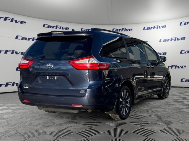 2018 Toyota Sienna XLE