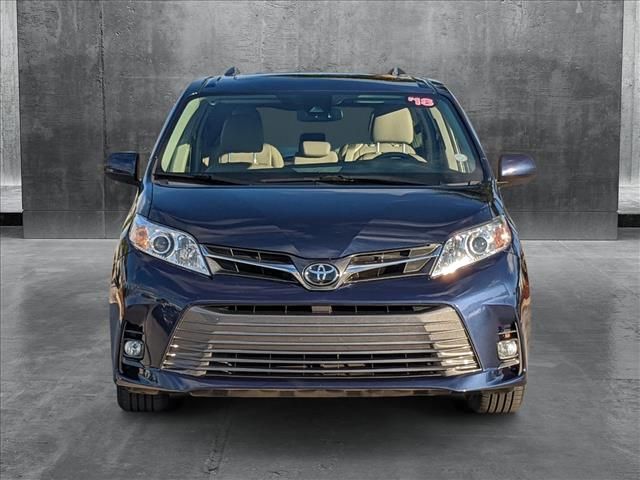 2018 Toyota Sienna XLE