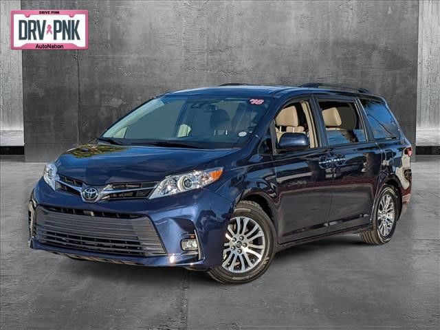 2018 Toyota Sienna XLE