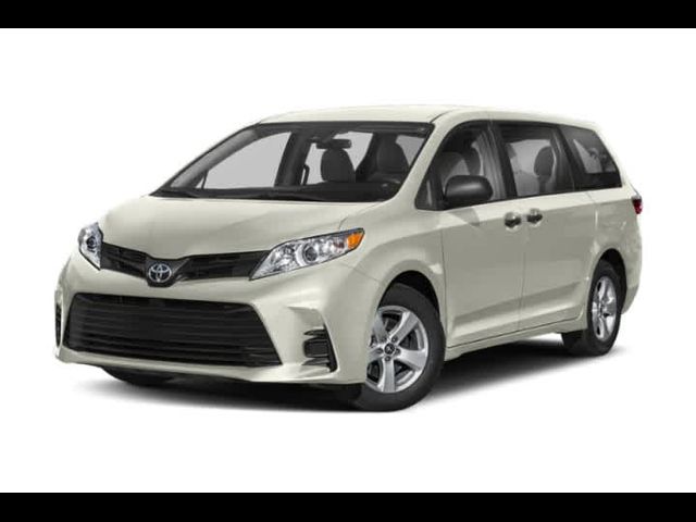 2018 Toyota Sienna XLE