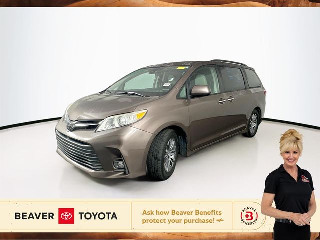 2018 Toyota Sienna XLE