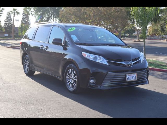 2018 Toyota Sienna XLE