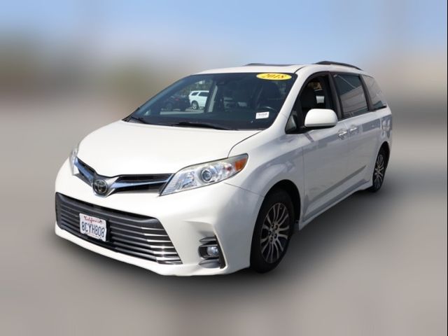 2018 Toyota Sienna XLE