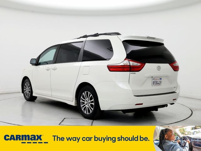 2018 Toyota Sienna XLE