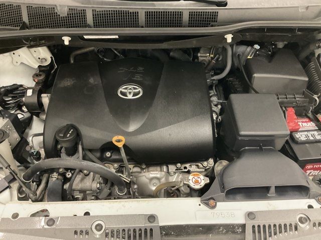 2018 Toyota Sienna XLE