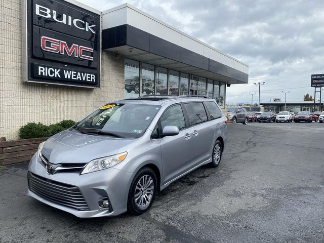 2018 Toyota Sienna XLE