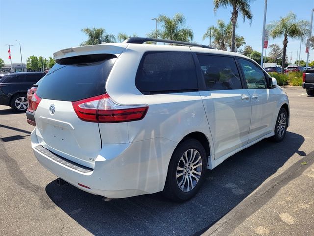 2018 Toyota Sienna 