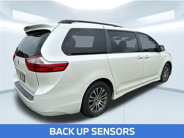 2018 Toyota Sienna XLE Auto Access Seat