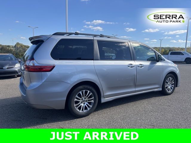 2018 Toyota Sienna 