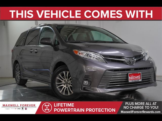 2018 Toyota Sienna 