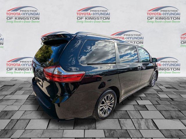 2018 Toyota Sienna XLE