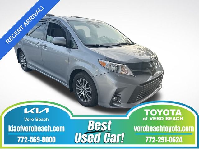 2018 Toyota Sienna 