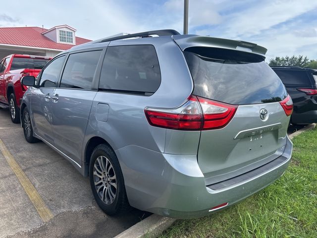 2018 Toyota Sienna 