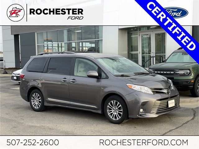 2018 Toyota Sienna XLE