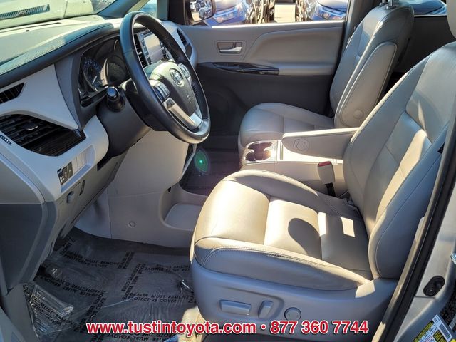 2018 Toyota Sienna XLE