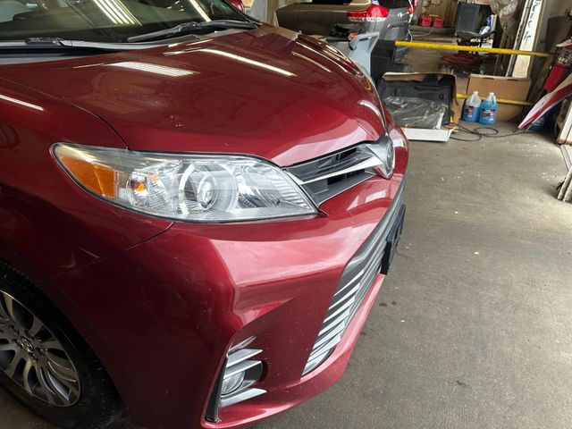 2018 Toyota Sienna XLE