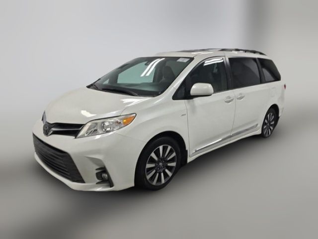 2018 Toyota Sienna XLE