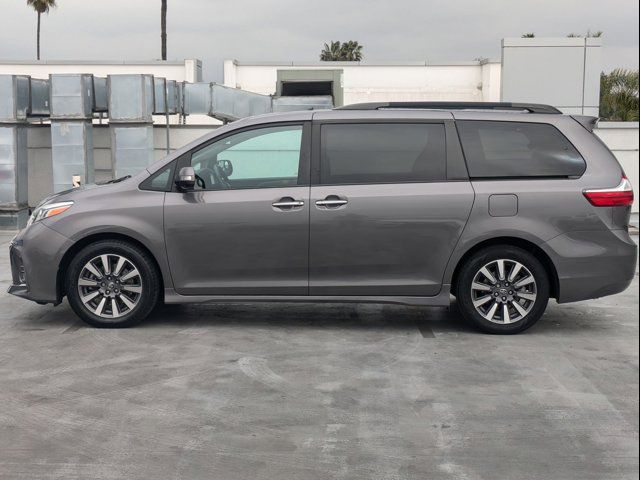 2018 Toyota Sienna Limited Premium