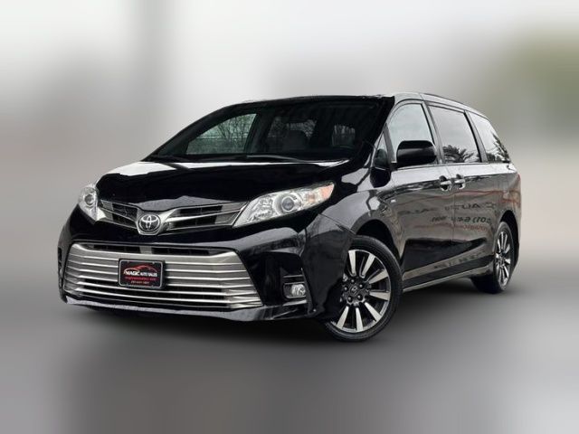 2018 Toyota Sienna XLE