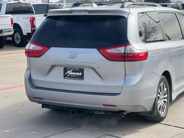 2018 Toyota Sienna 