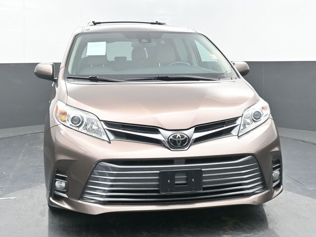 2018 Toyota Sienna XLE Premium