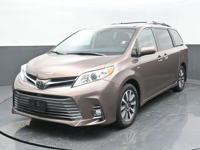 2018 Toyota Sienna XLE Premium